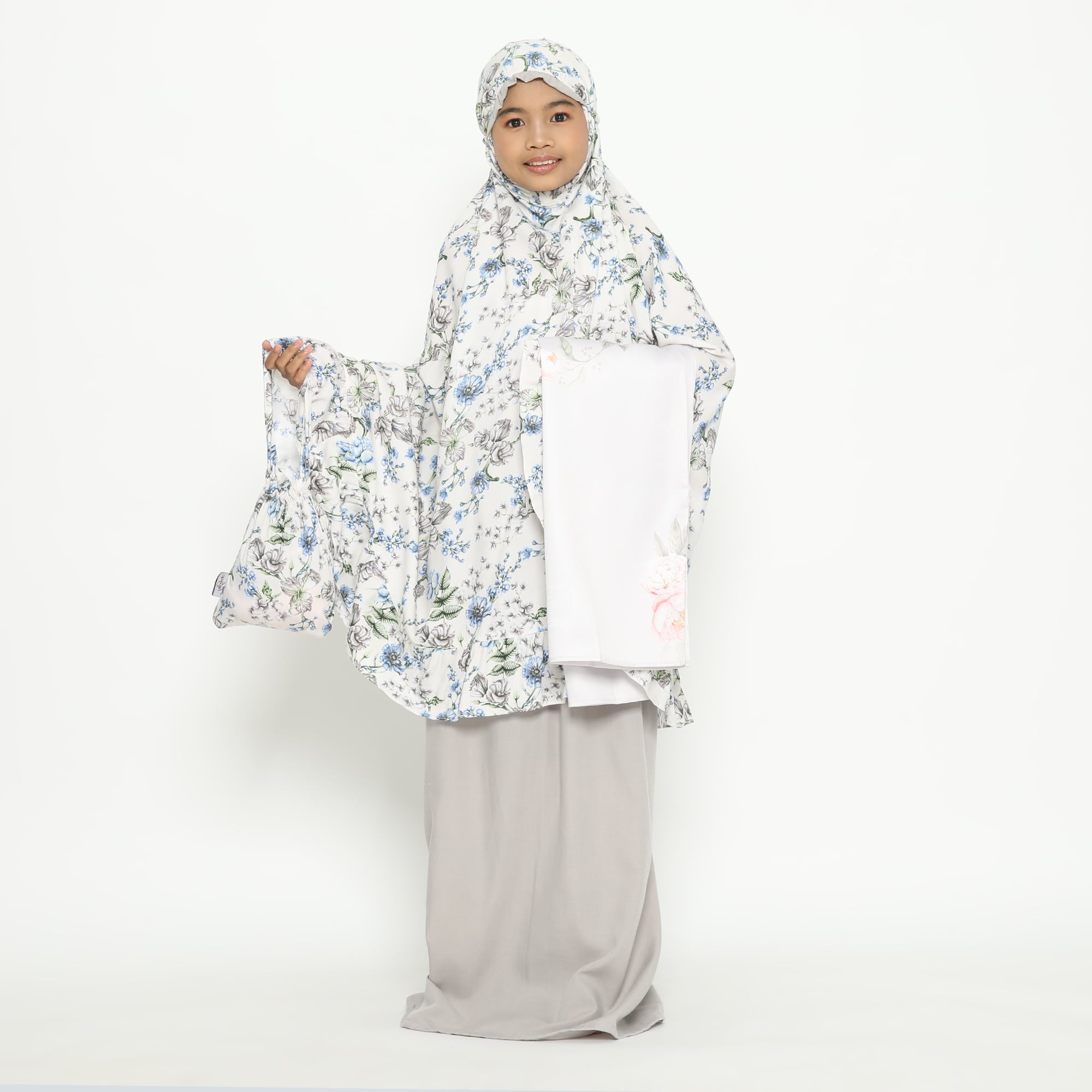 Tiara 458 Brown Children Size