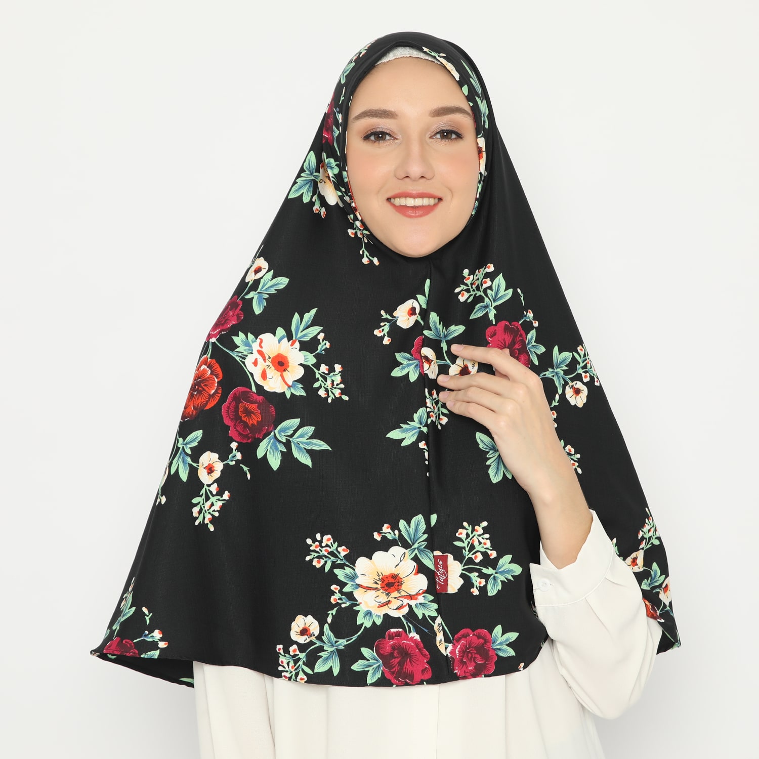 Damour 099 Black