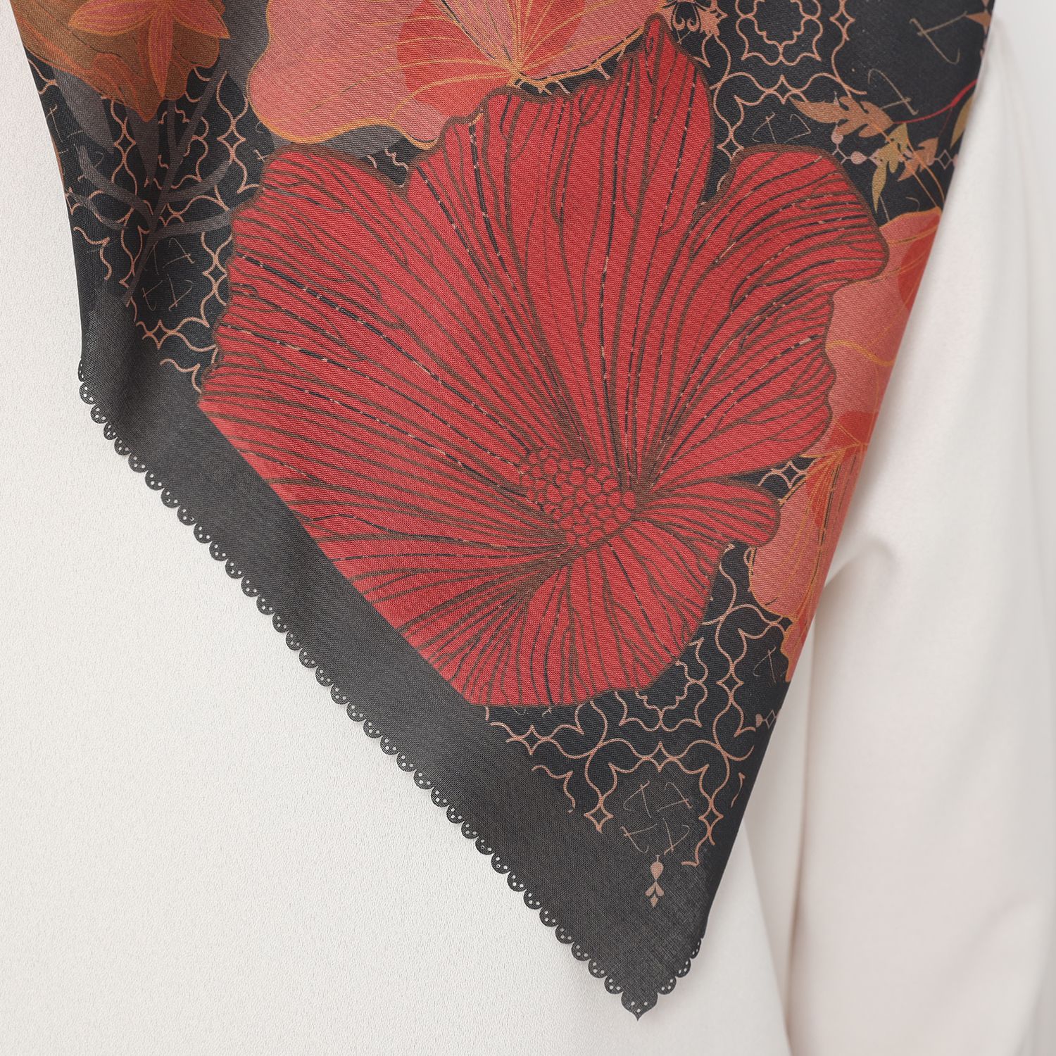 D Amour Style 002 Black
