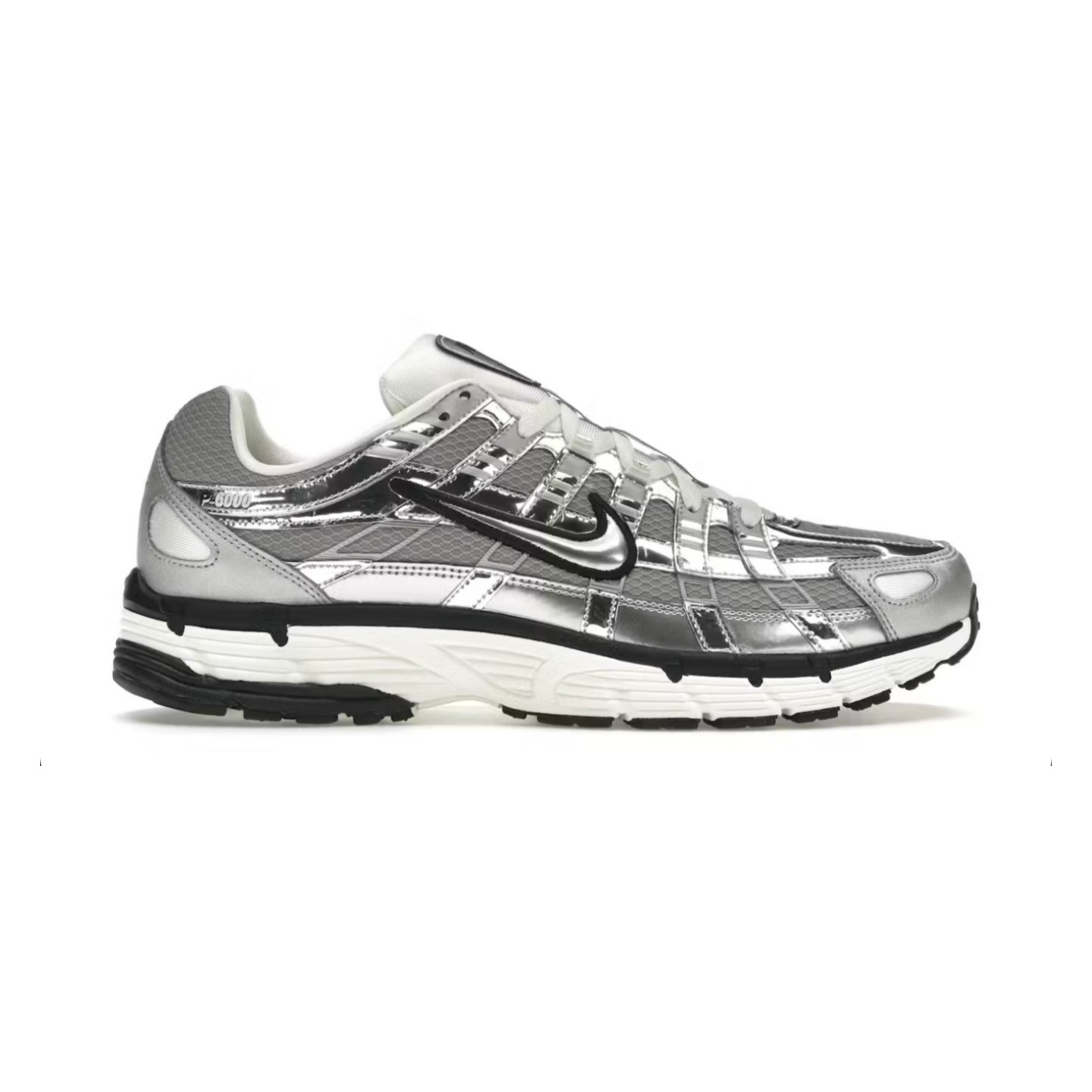 NIKE P-6000 - METALLIC SILVER