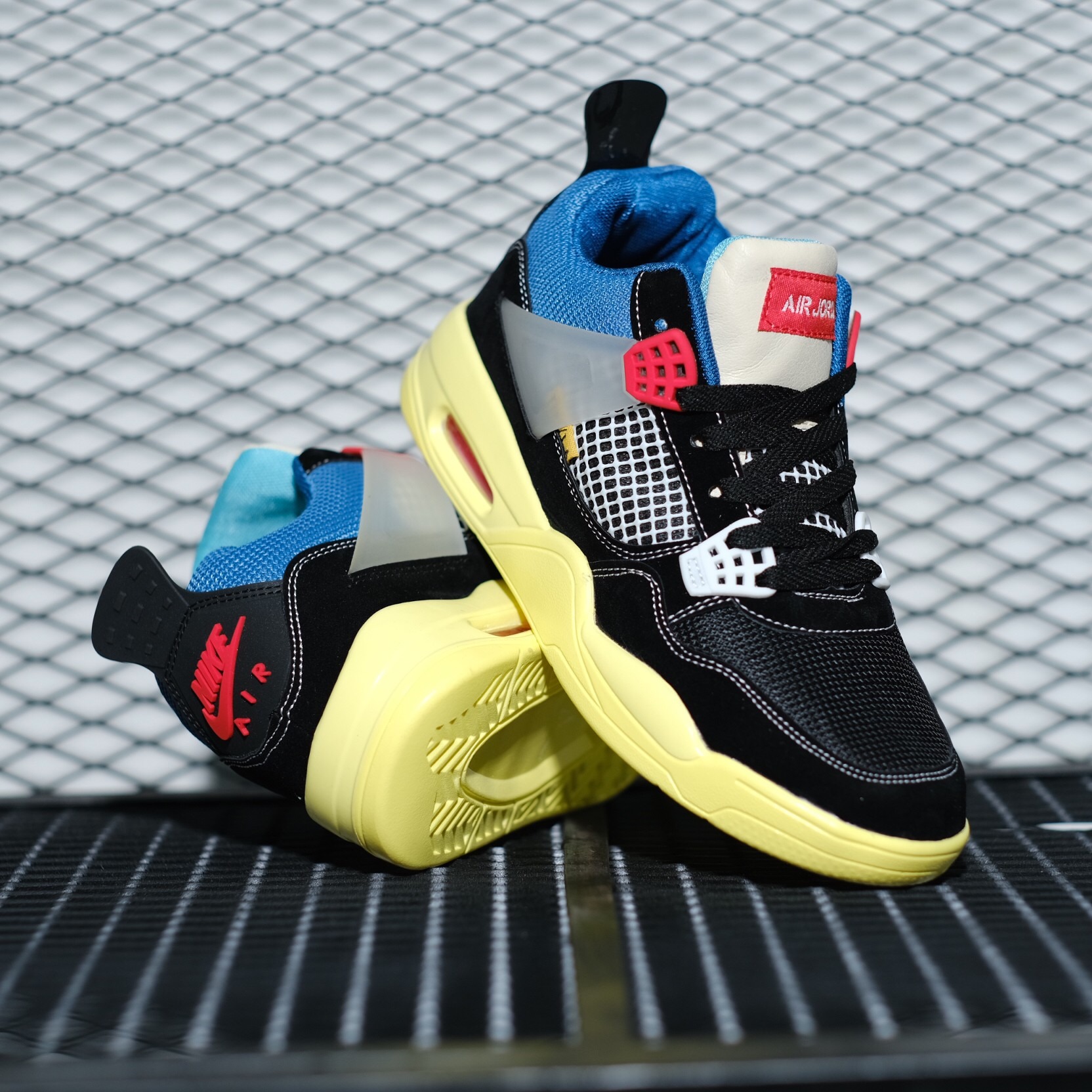 NIKE JORDAN 4 x UNION LA "OFF NOIR" SPORT WAREHOUSE