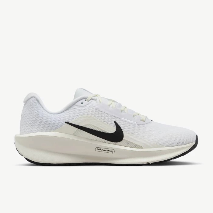 NIKE DOWNSHIFTER 13 - ALL WHITE