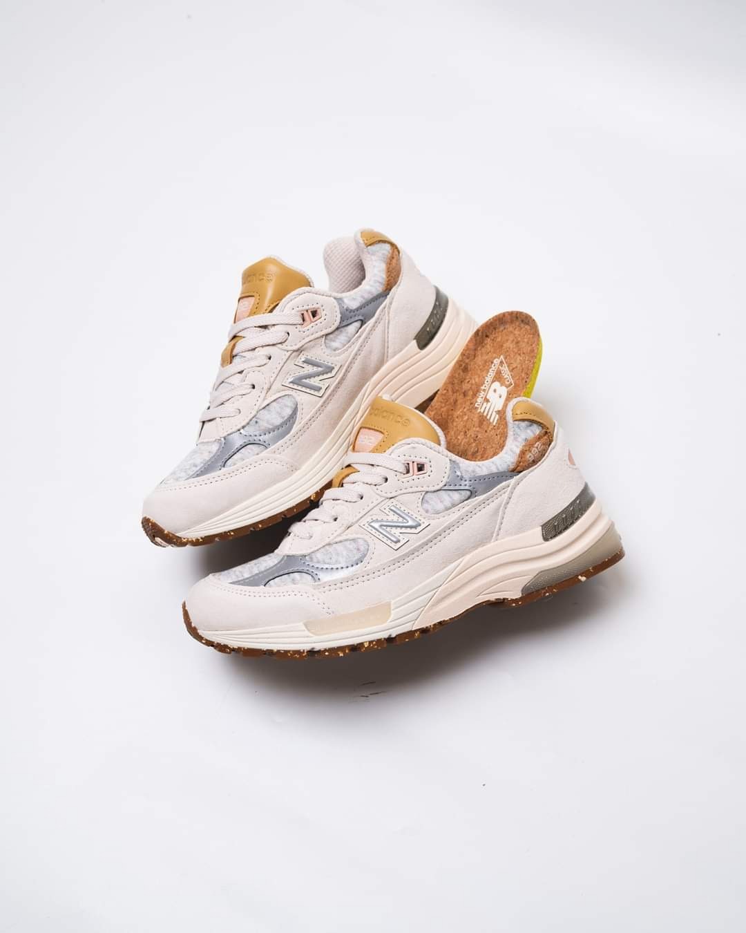 NEW BALANCE 992 - SAIL TAN