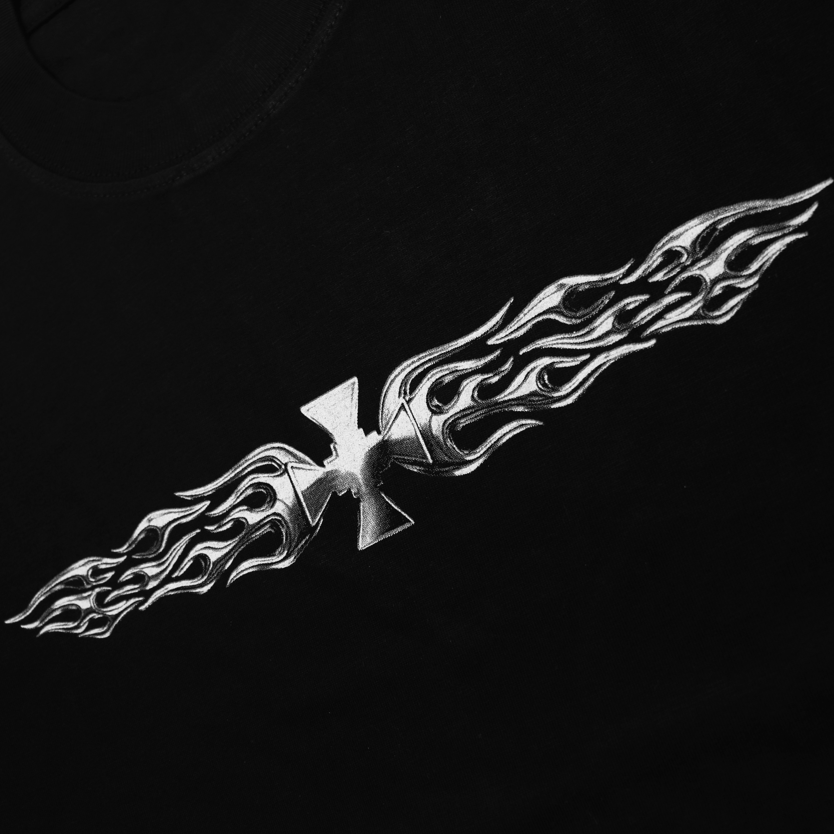 HECATE - CHARMS TEE