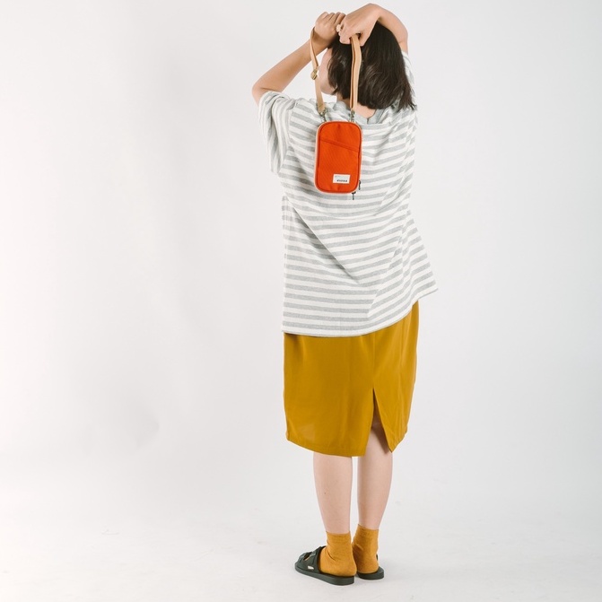 Evroa Polka Sling Phone - Terracotta