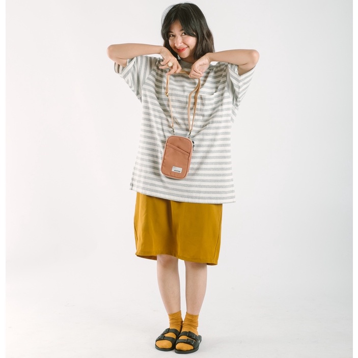 Evroa Polka Sling Phone - Brownie