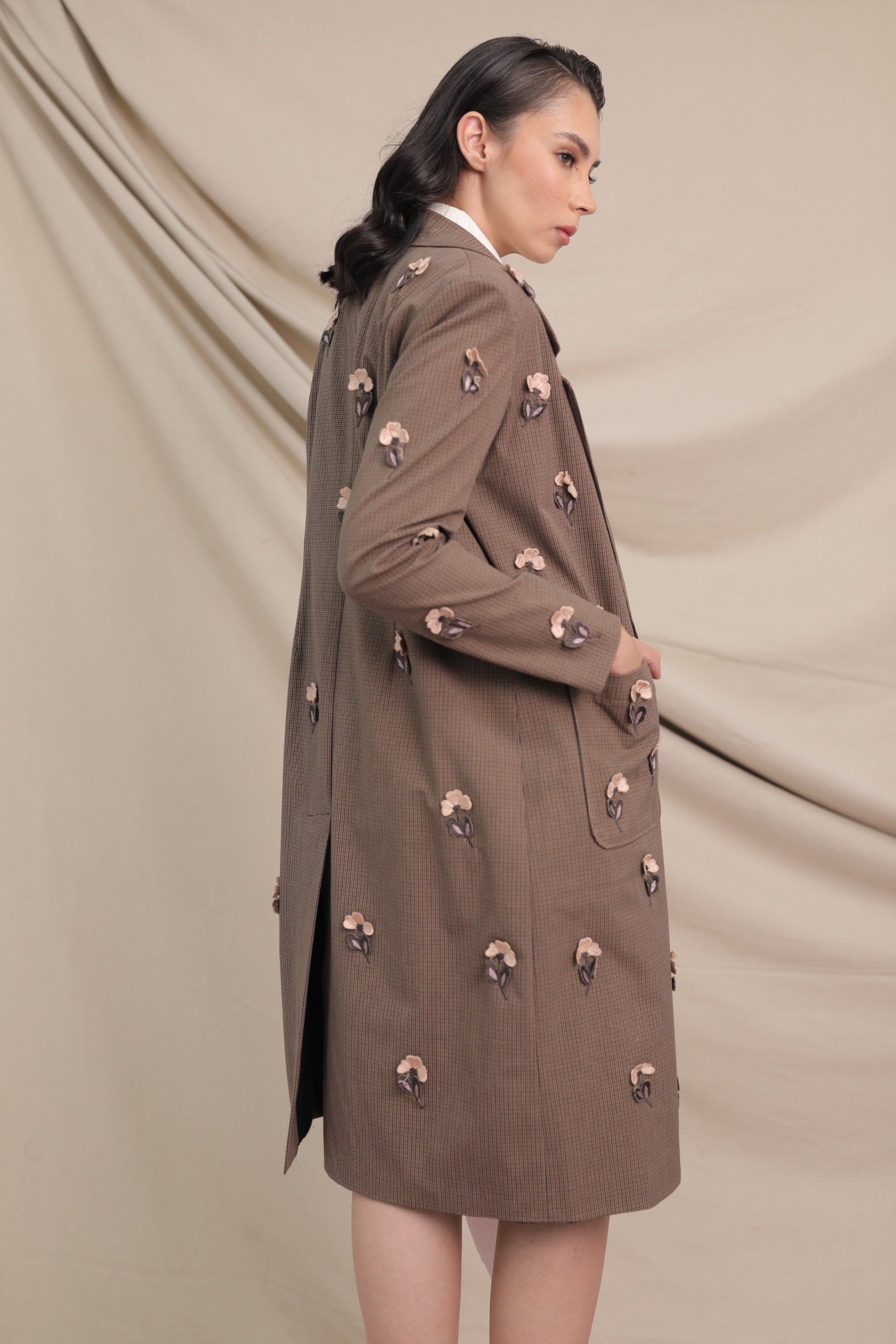 Jemari Coat