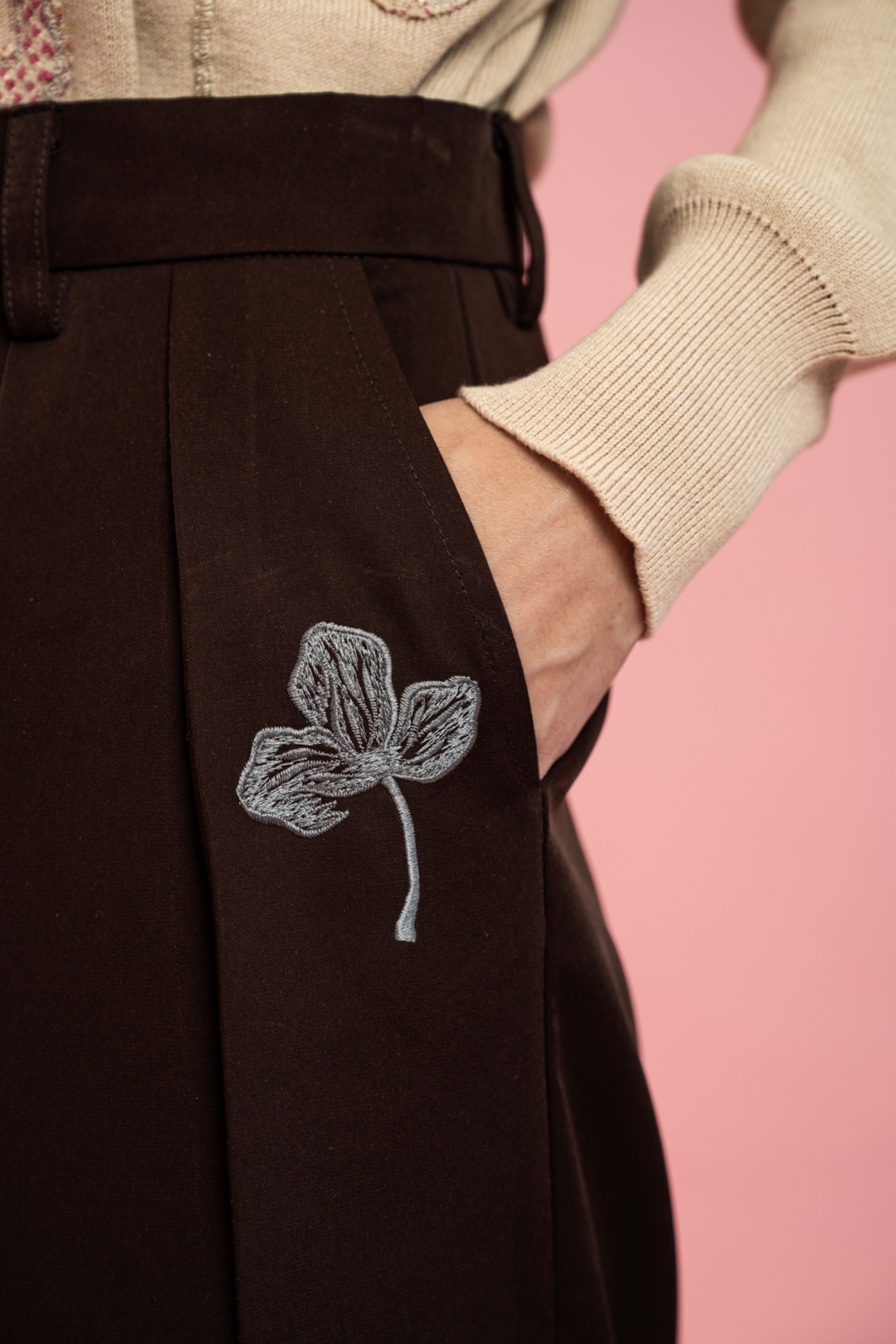 x Indira Semi Wool Pants