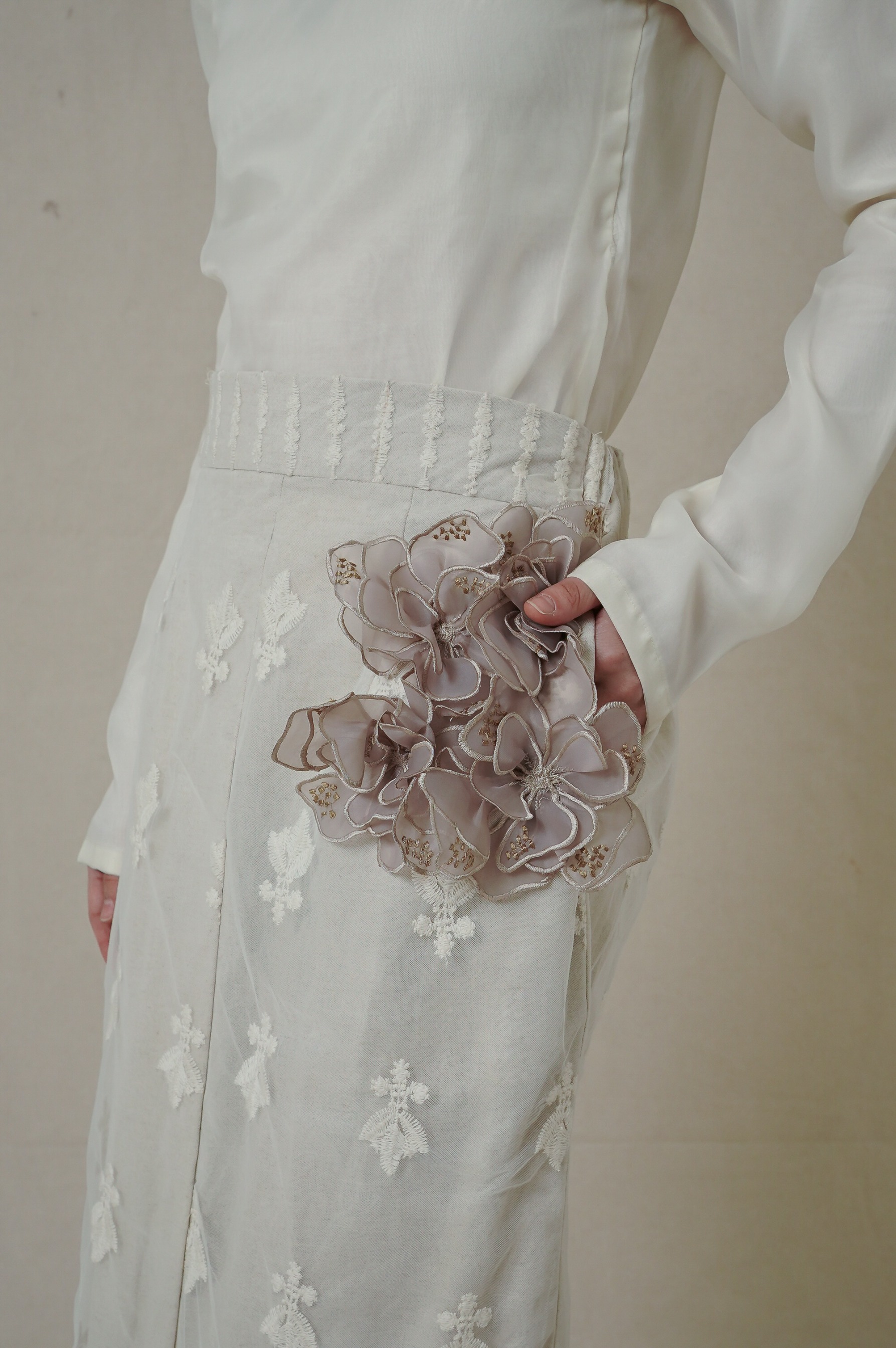 Luja Lace Skirt
