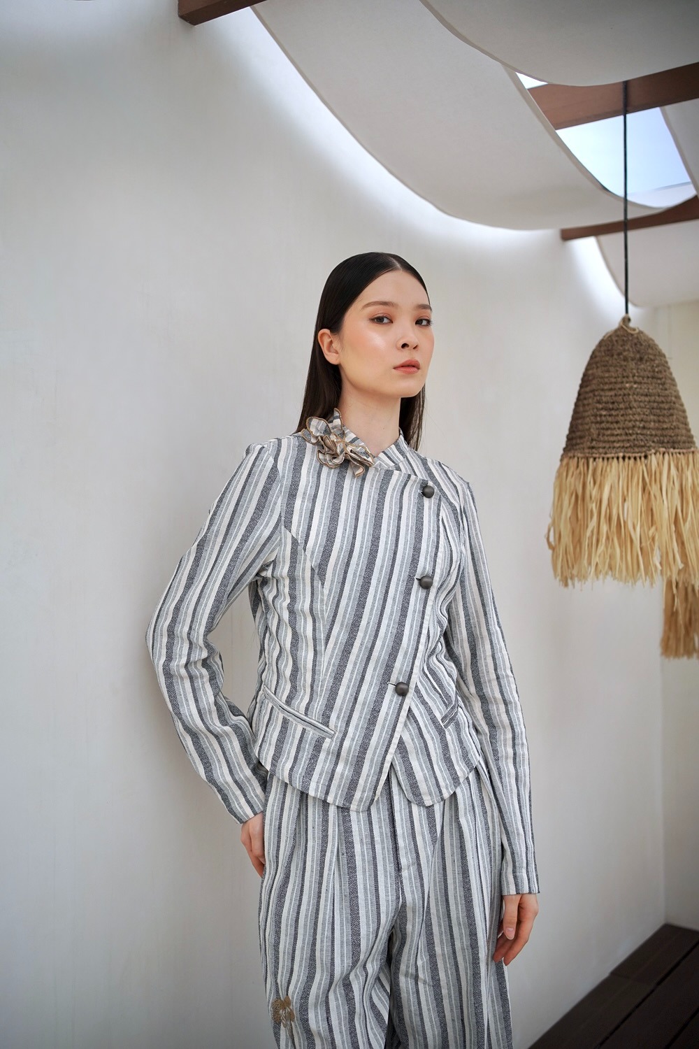 Stripe Embroidery Blazer