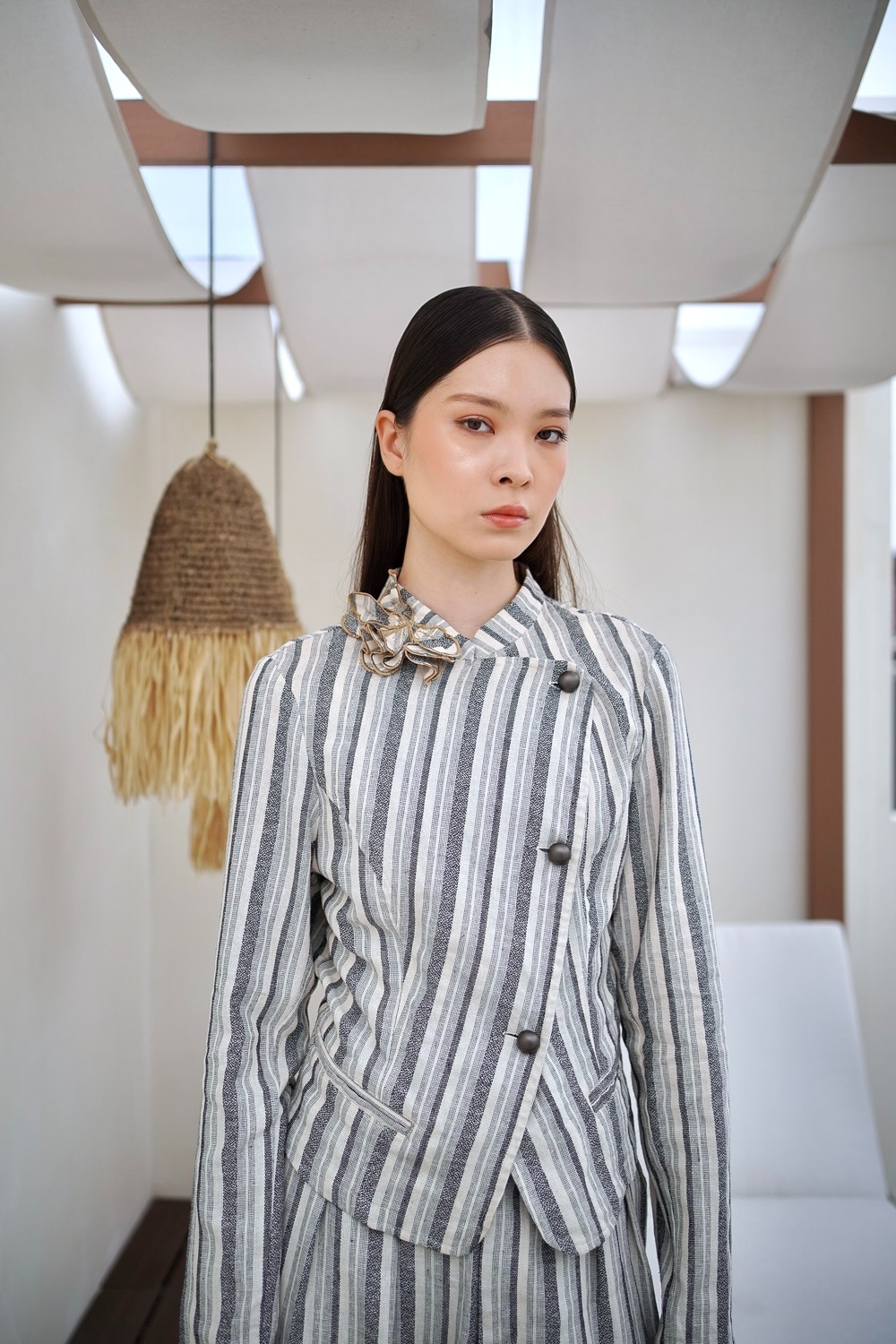Stripe Embroidery Blazer