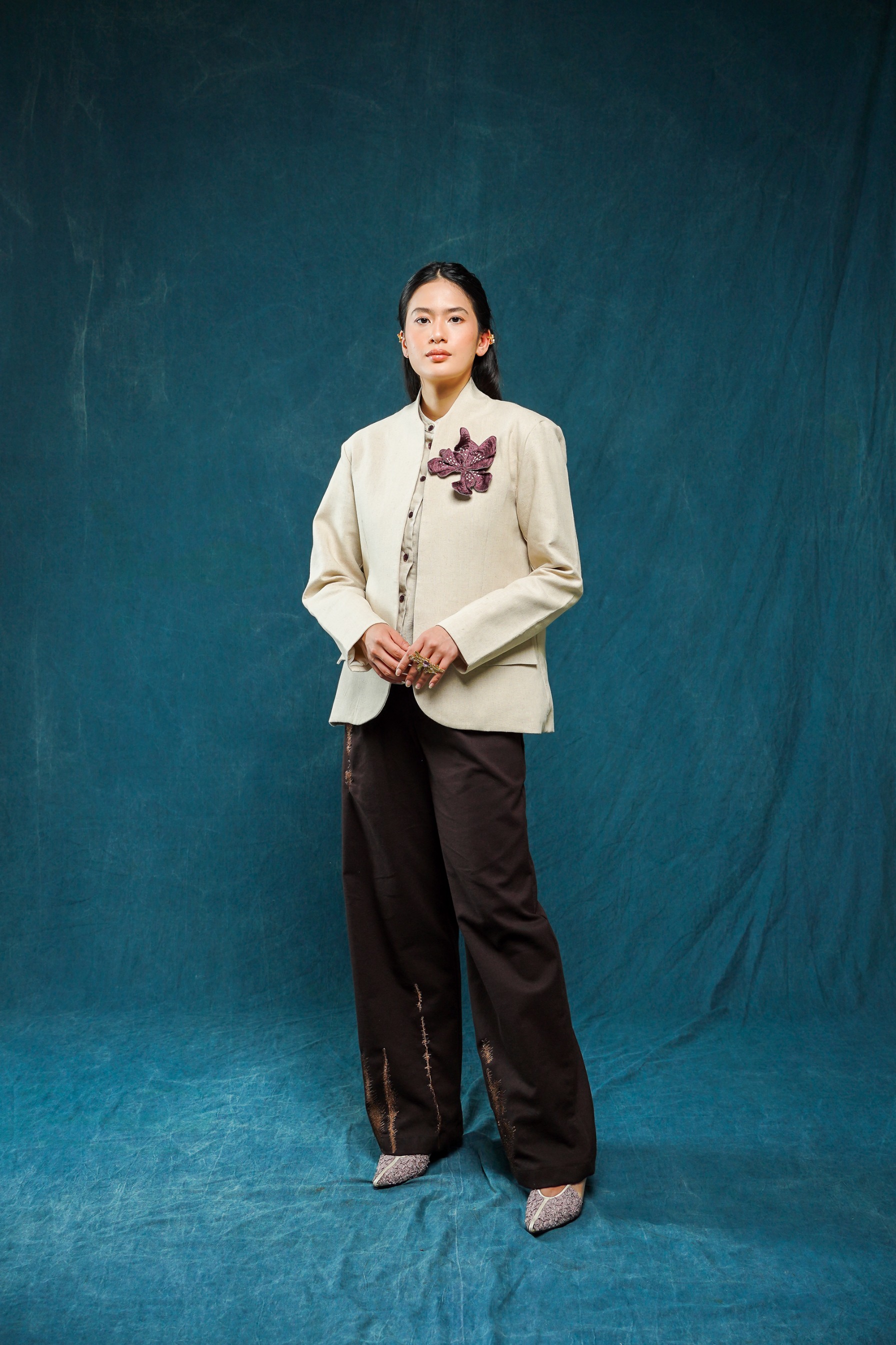 Suka Linen Blazer