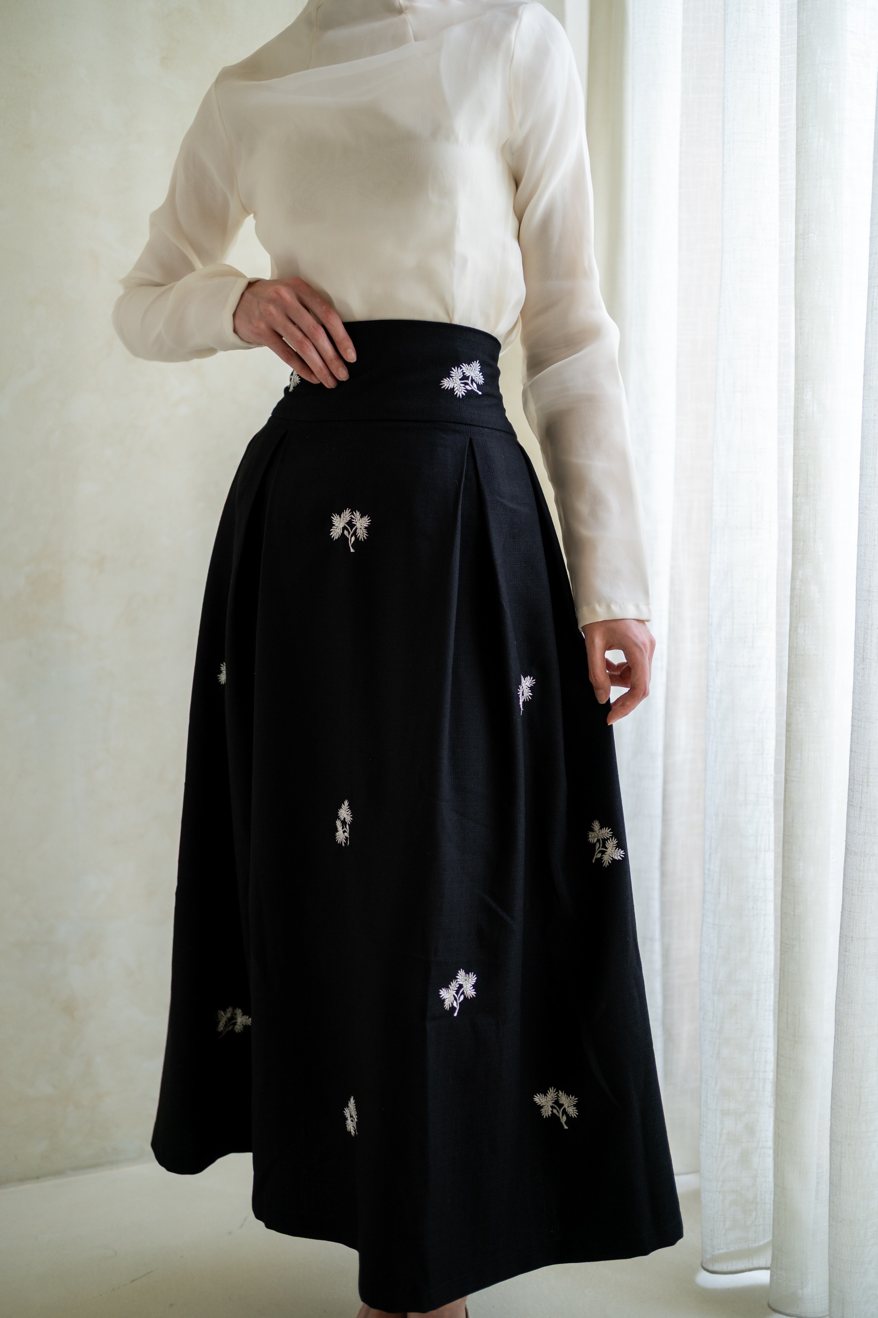 Suja Skirt