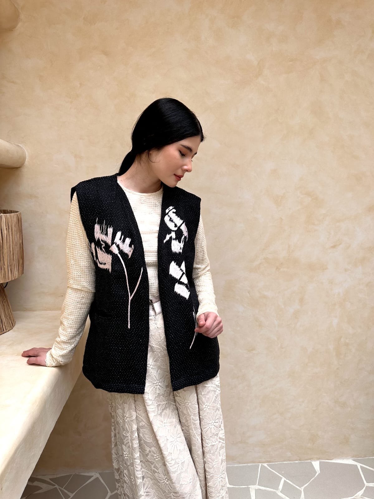 Titik Vest