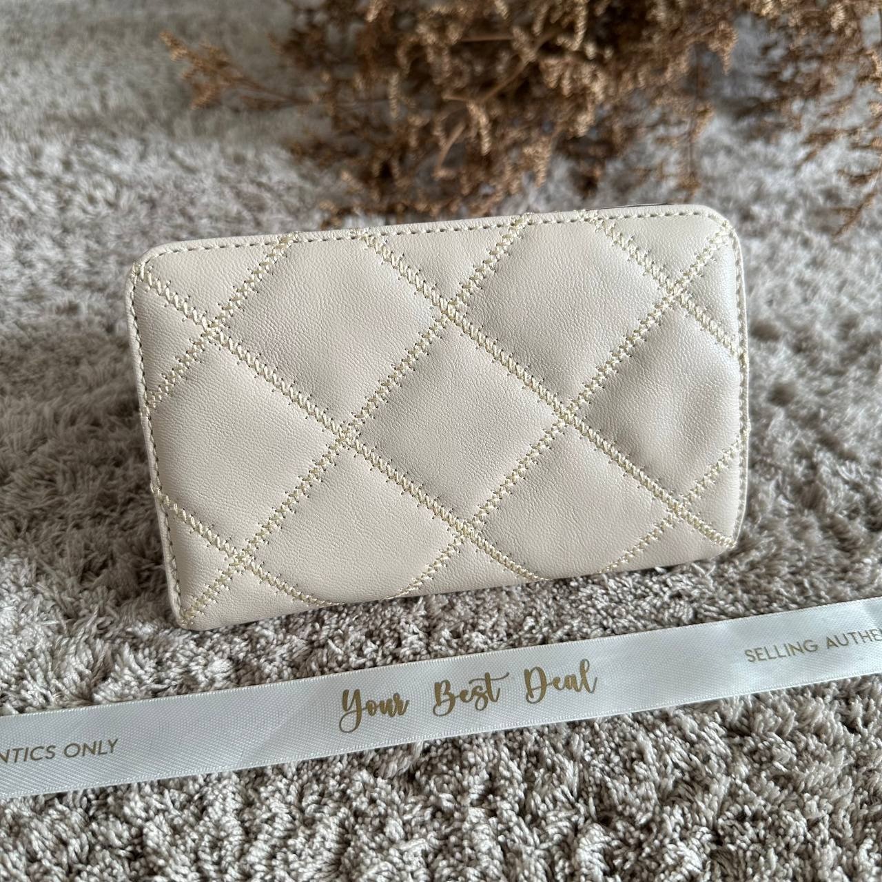 Tory Burch Willa Wallet