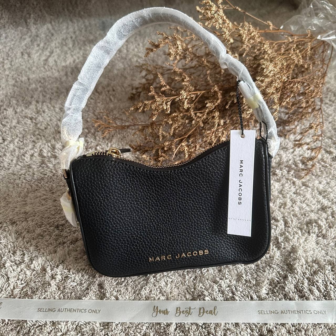 Marc Jacob Drifter Convertible Wristlet 