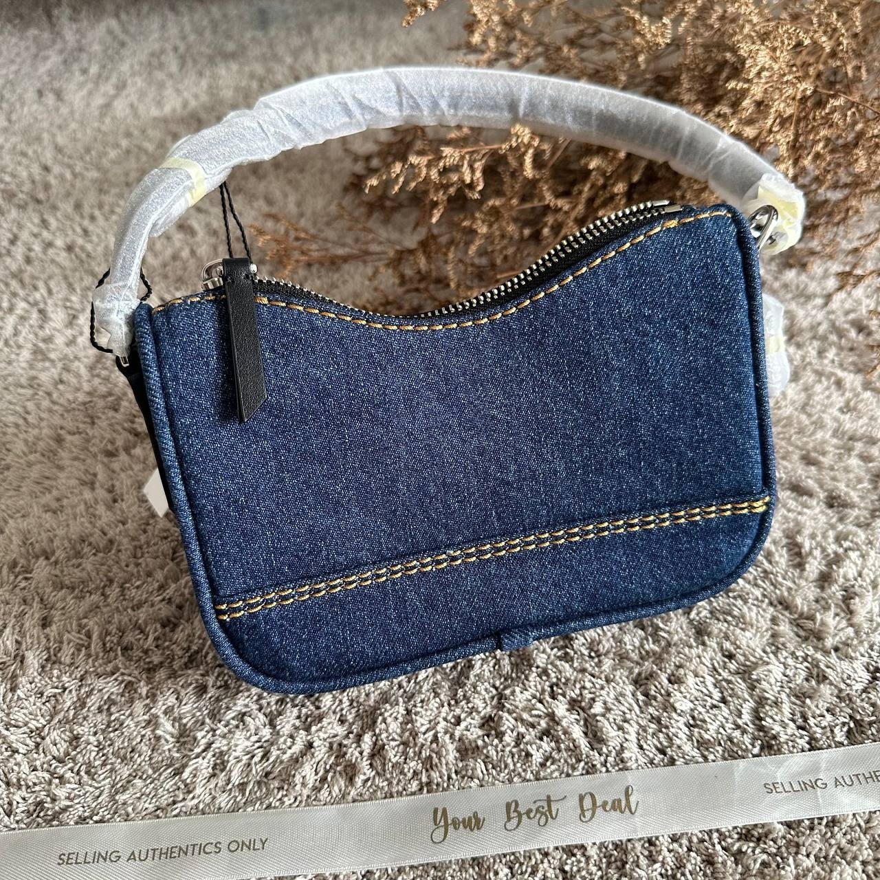 Marc Jacob Drifter Convertible Wristlet 