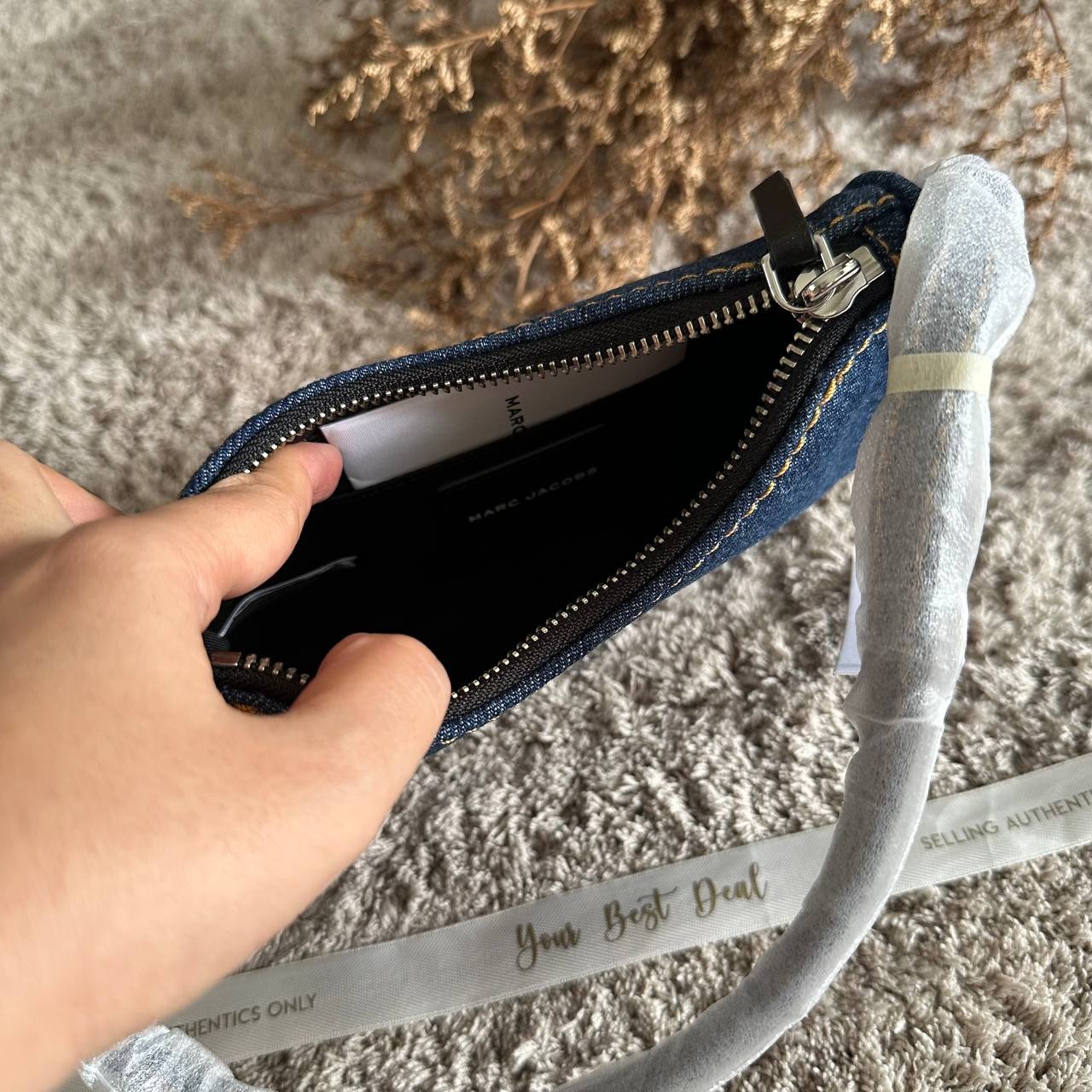 Marc Jacob Drifter Convertible Wristlet 