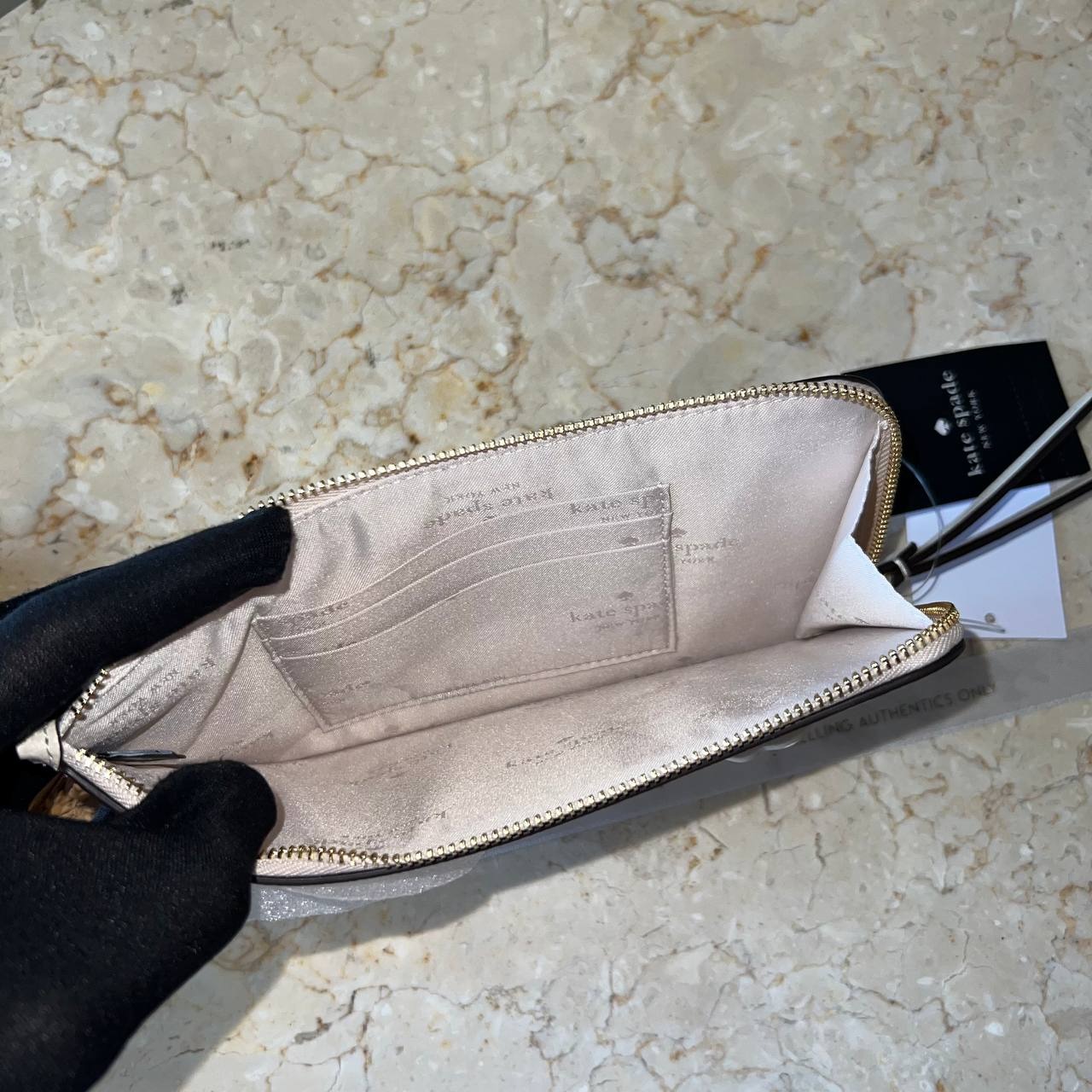 Kate Spade Lucy Medium L Zip Wristlet
