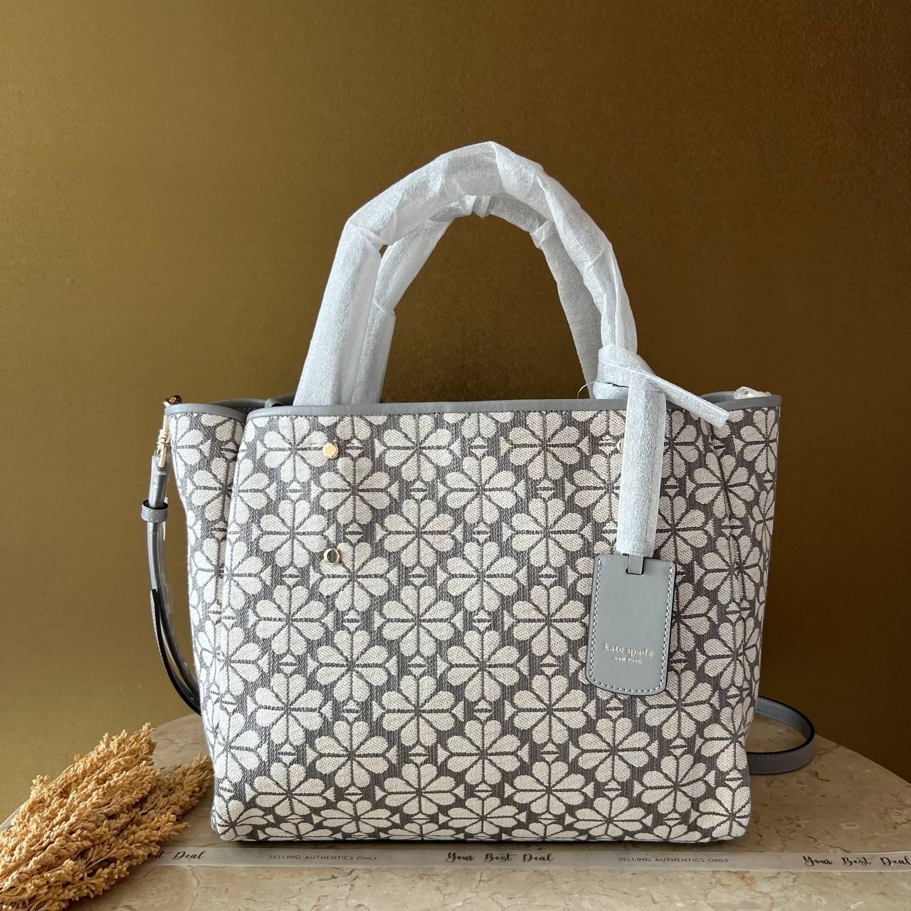  Kate Spade Flower Jacquard Everything Medium Tote 