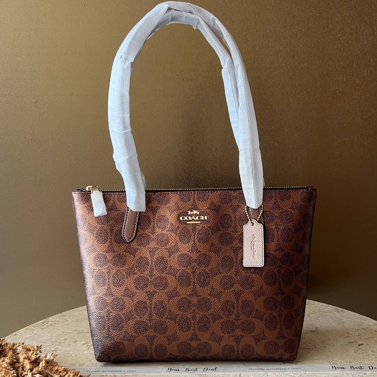 Coach Fiona Zip Tote