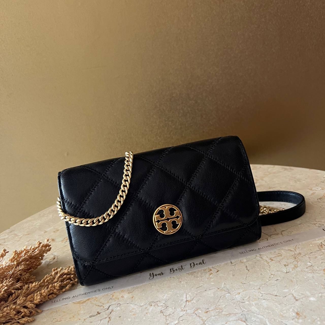 Tory Burch Willa Glazed Zip Shoulder Bag
