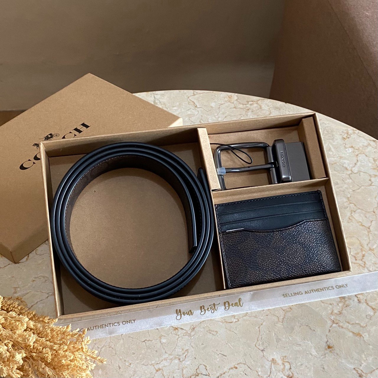 Coach Boxed Signature Wide Harness & Card Case Gift Set