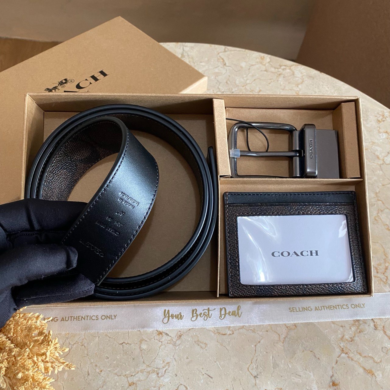 Coach Boxed Signature Wide Harness & Card Case Gift Set