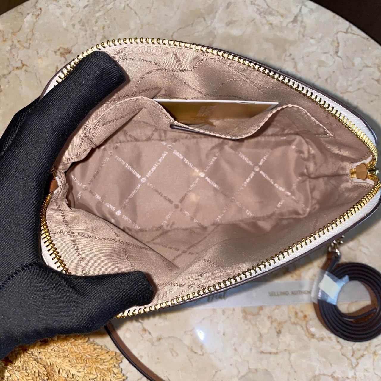 Michael Kors Jet Set Travel Medium