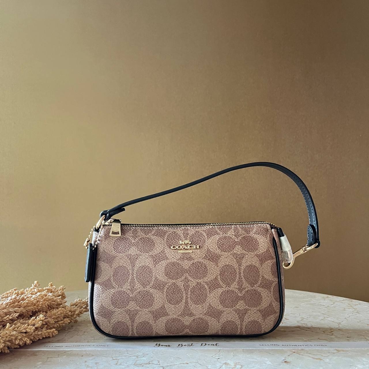 Coach signature Nolita 19 Sand Black