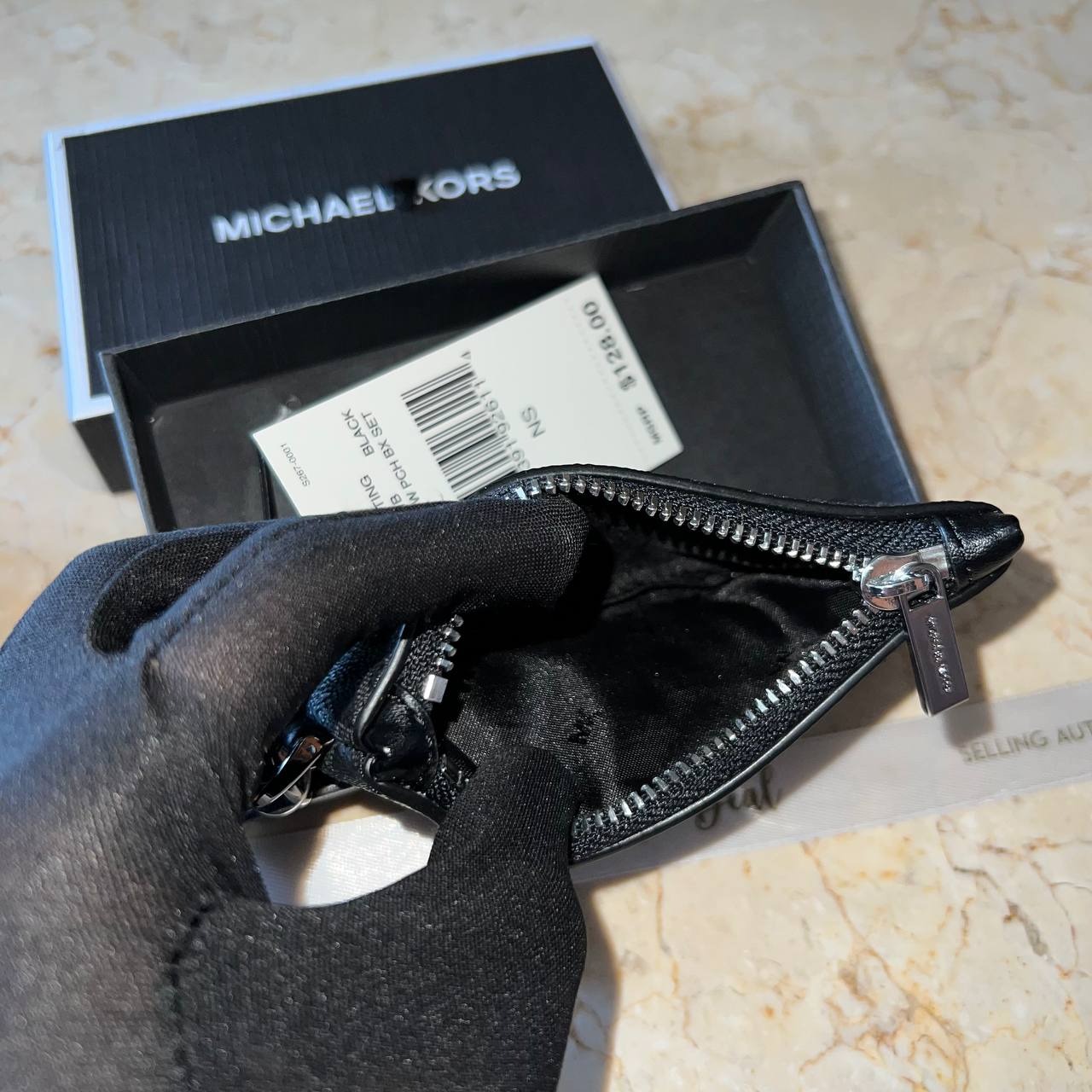Michael Kors Logo No Touch & Pouch Key Chain Set