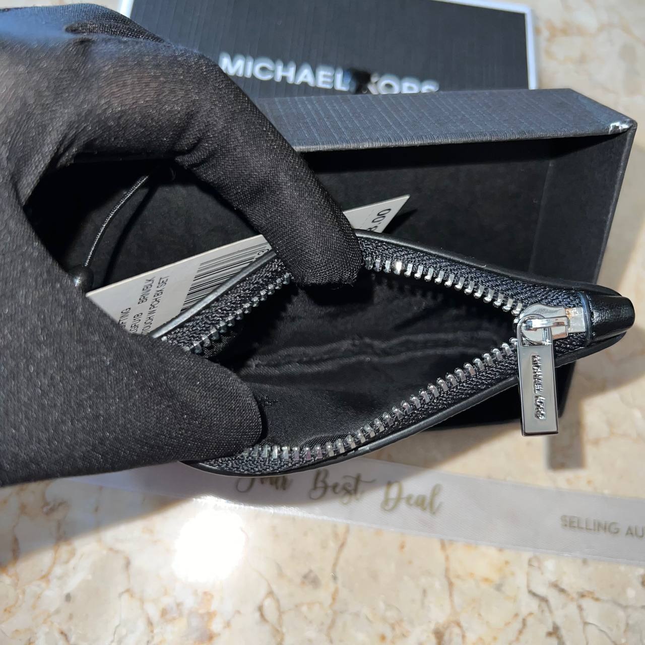 Michael Kors Logo No Touch & Pouch Key Chain Set