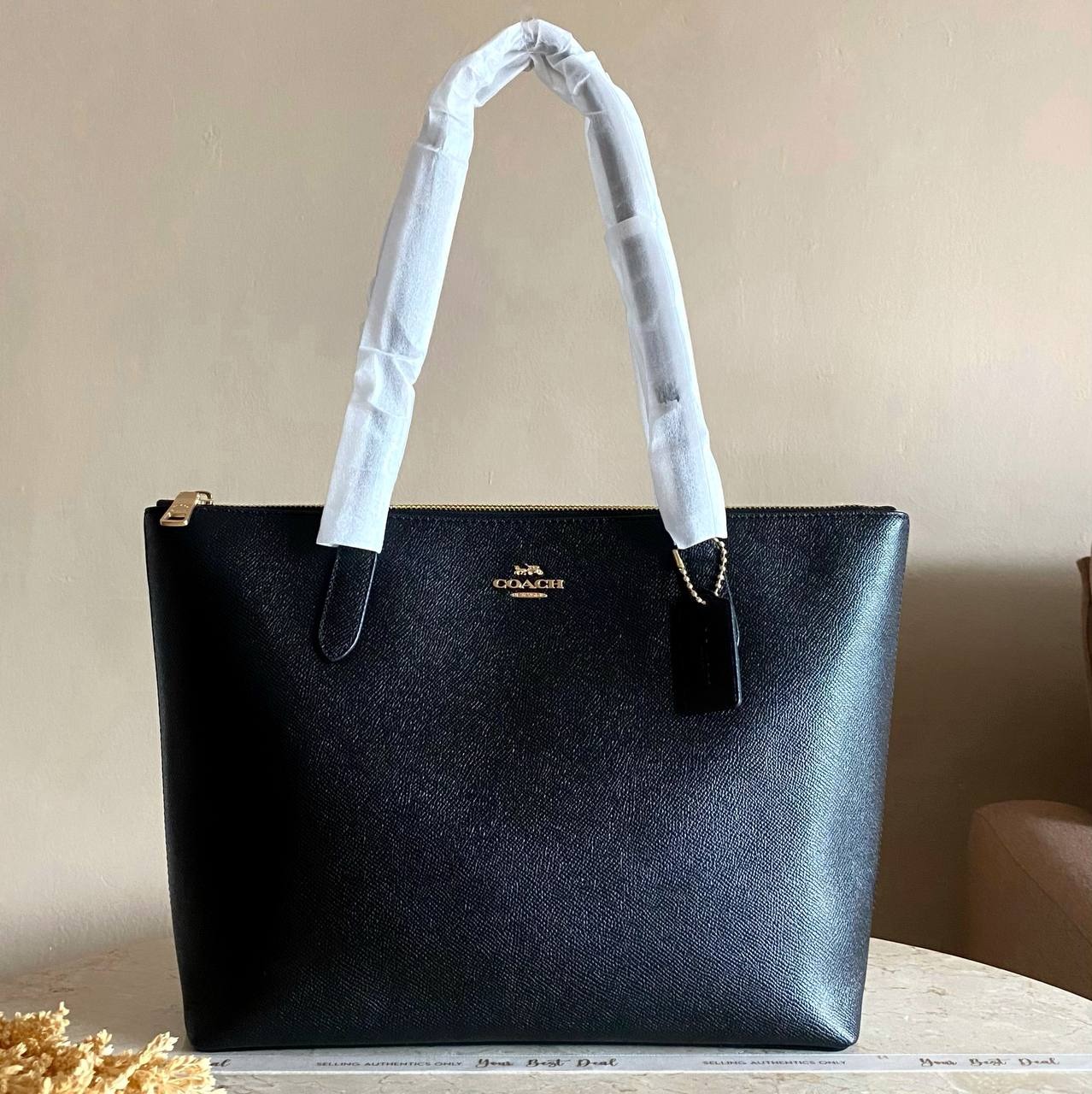 Coach Fiona Zip Tote