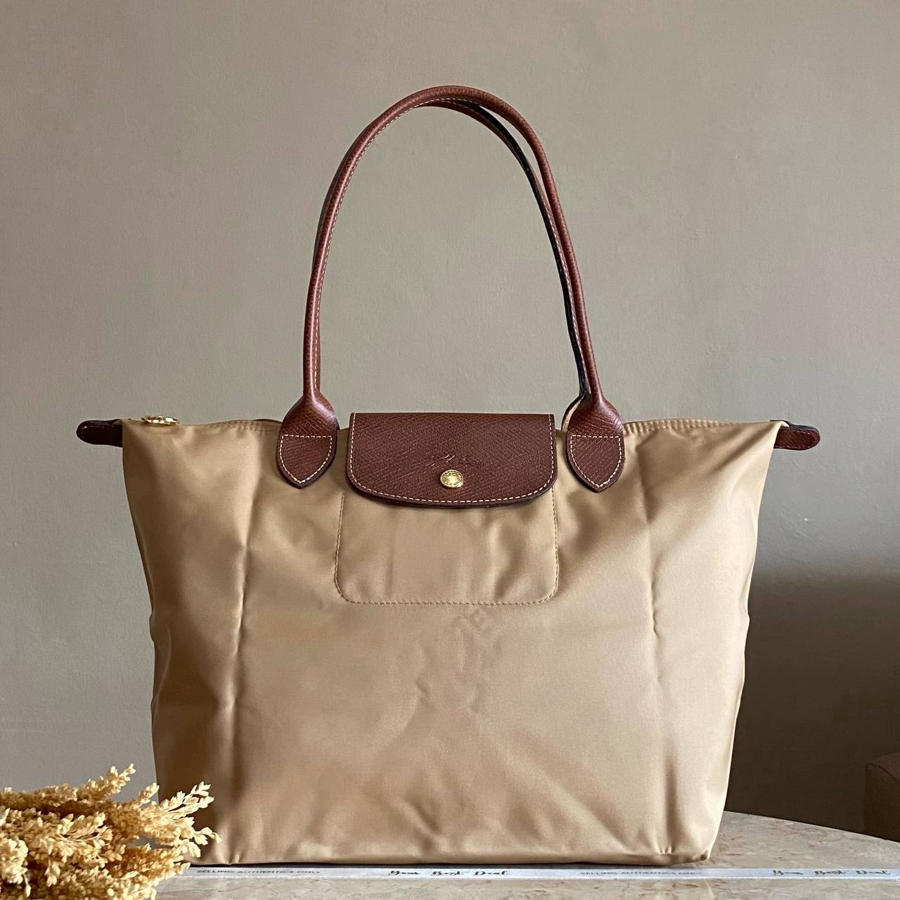 Longchamp Le Pliage Green Medium Long Handle