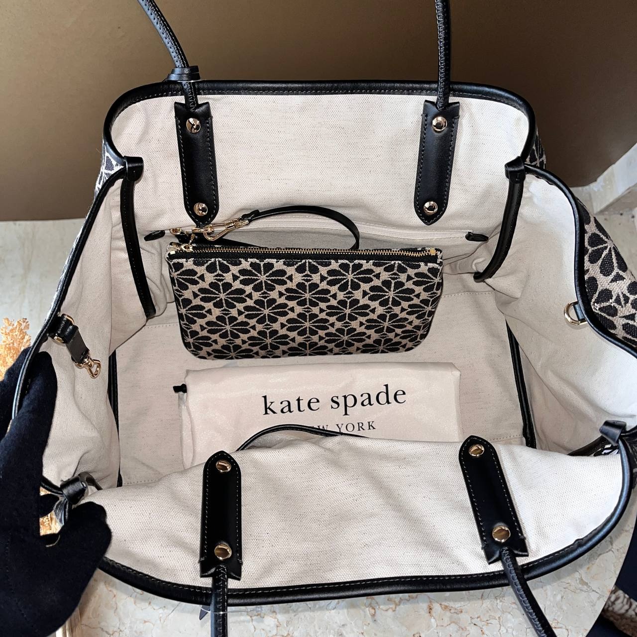 Kate Spade Everything Tote
