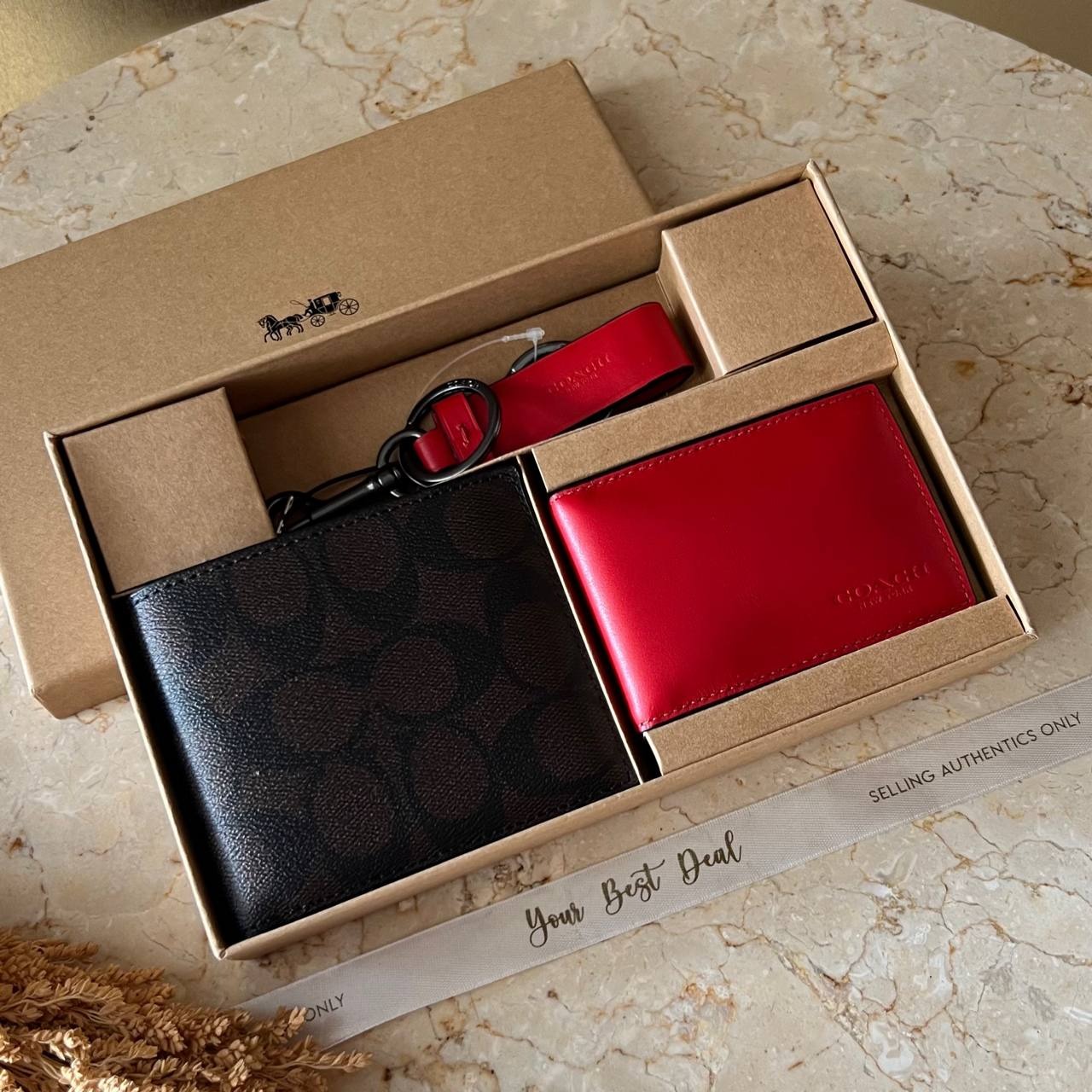 Coach Signature 3 in 1 Compact ID Wallet Gift Set 