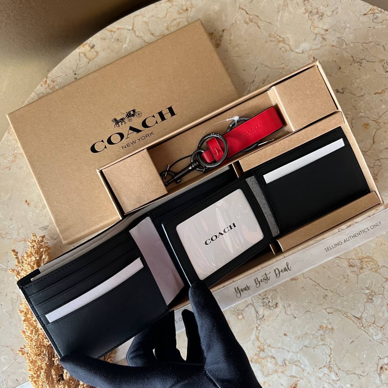 Coach Signature 3 in 1 Compact ID Wallet Gift Set 
