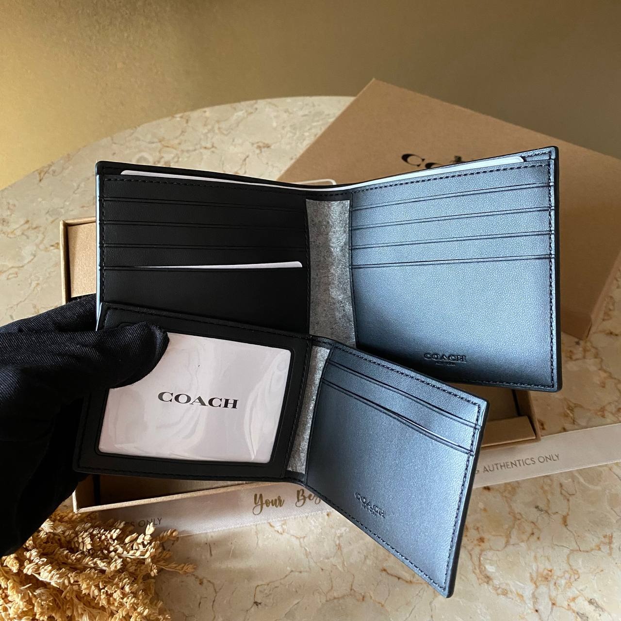 Coach Signature 3 in 1 Compact ID Wallet Gift Set 