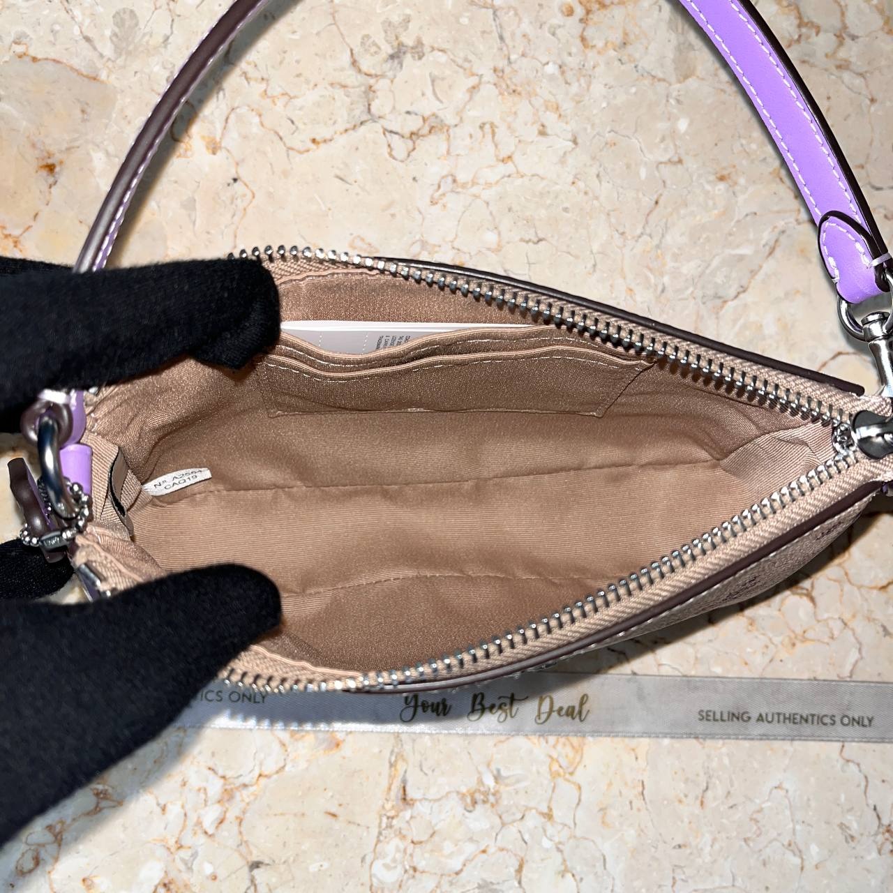 Coach Signature Nolita 19