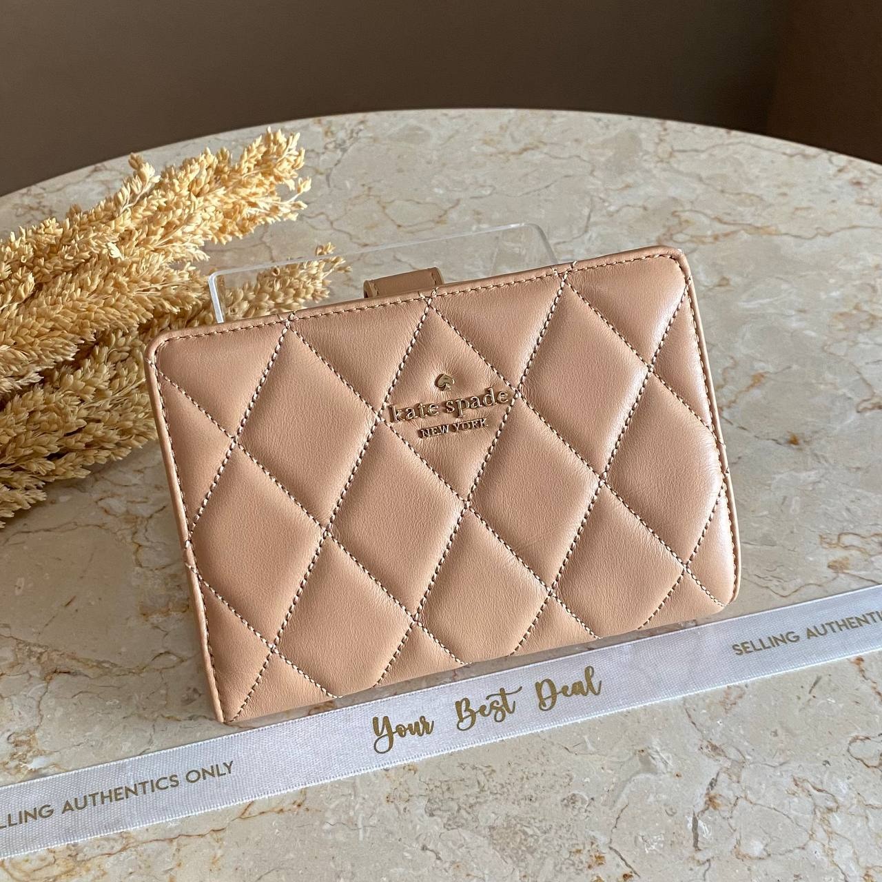 Kate Spade Carey Smooth Quilted Medium Compact Bifold Wallet 