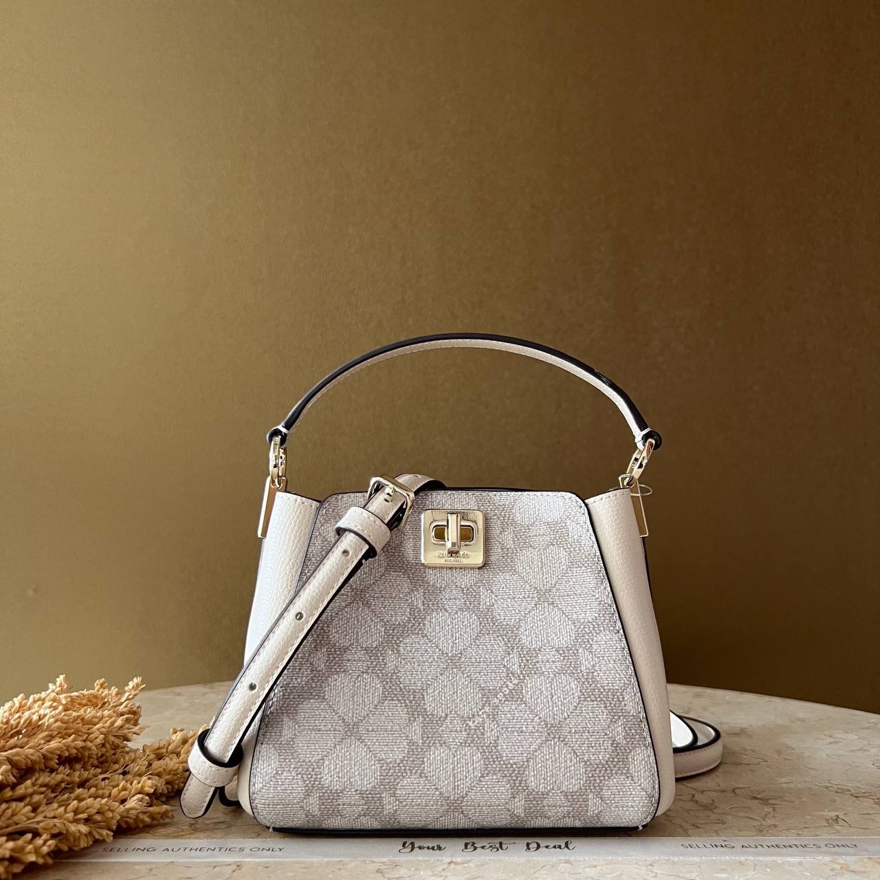 Kate Spade Spade Flower Pvc 