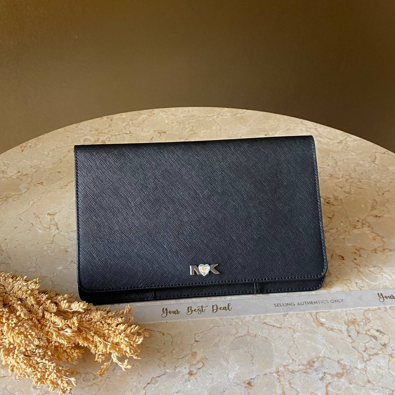 Michael Kors Rivington Large Travel Wallet Black