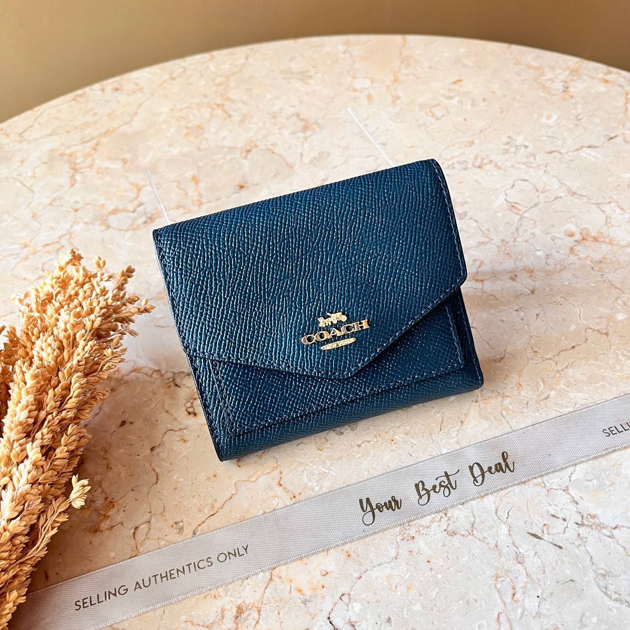 Coach Wyn Small Wallet