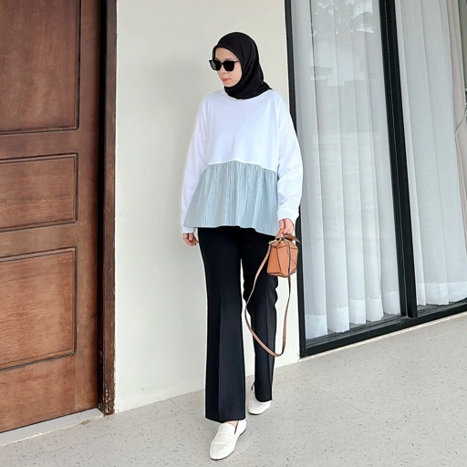 Image of ZEERA TOP - WHITE BLUE B