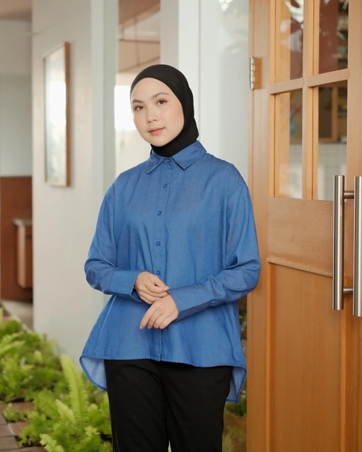Image of ALLIA SHIRT - BLUE DENIM