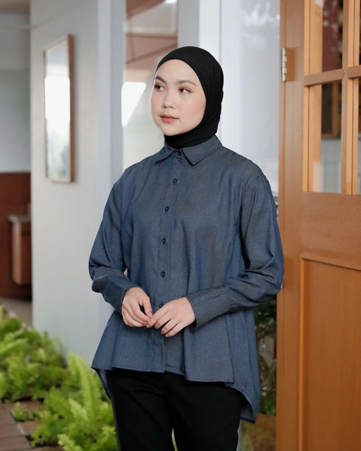 Image of ALLIA SHIRT - DARK DENIM
