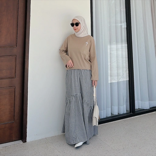 Image of BRIZY TOP - TAUPE