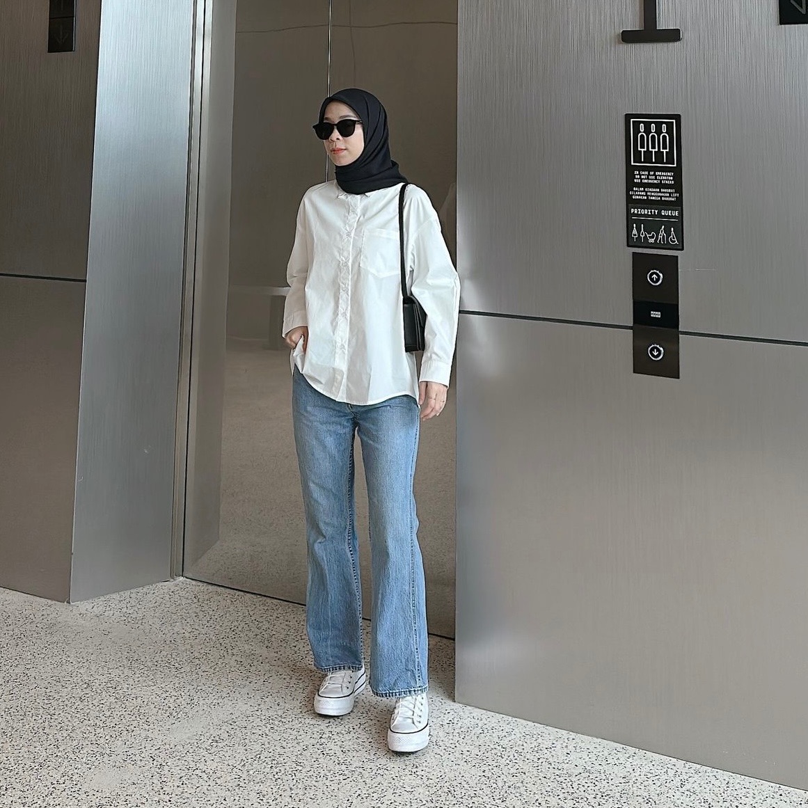 TWILLA SHIRT - OFF WHITE