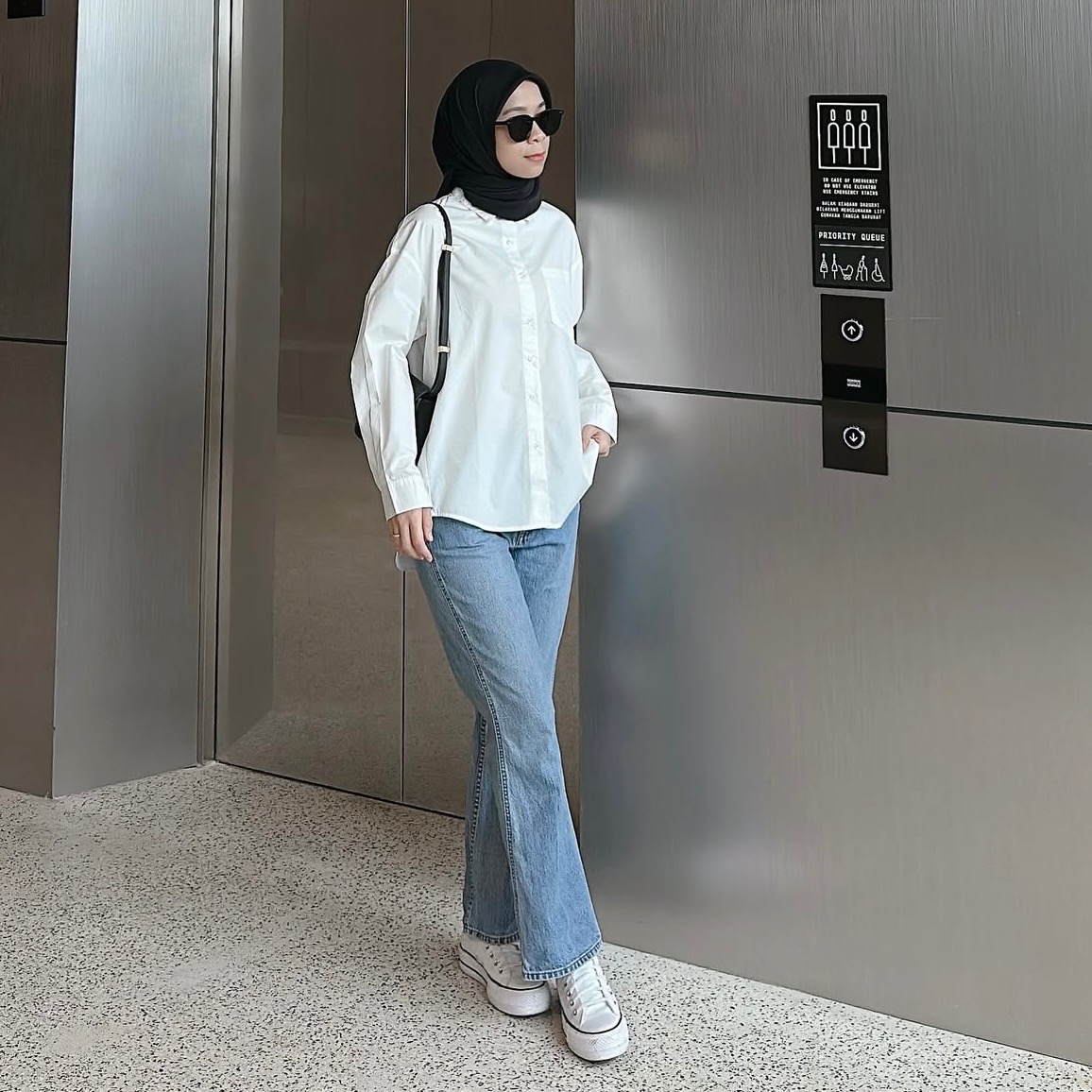TWILLA SHIRT - OFF WHITE
