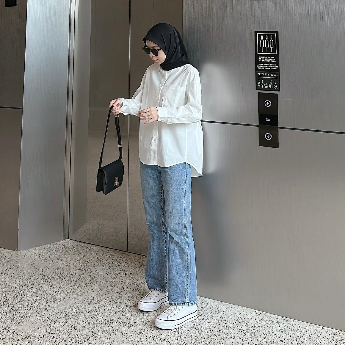 TWILLA SHIRT - OFF WHITE